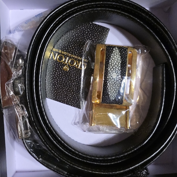 Croton Stingray Skin Belt